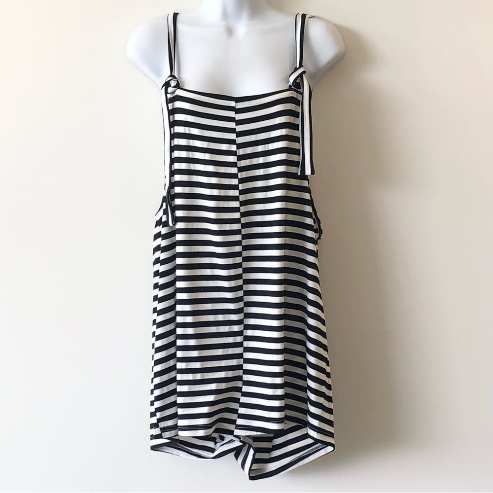 Maternity romper size medium